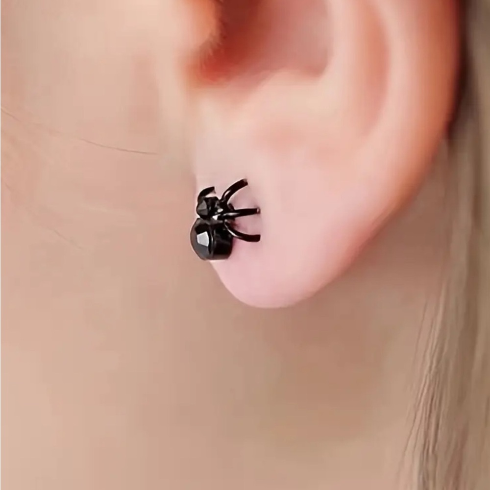 Black Spider Stud Earrings